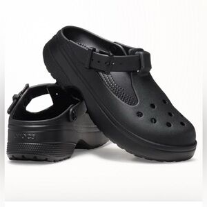 Crocs Mary Jane Clogs, size 10